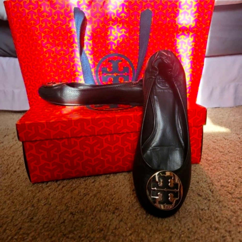 Tory Burch flats